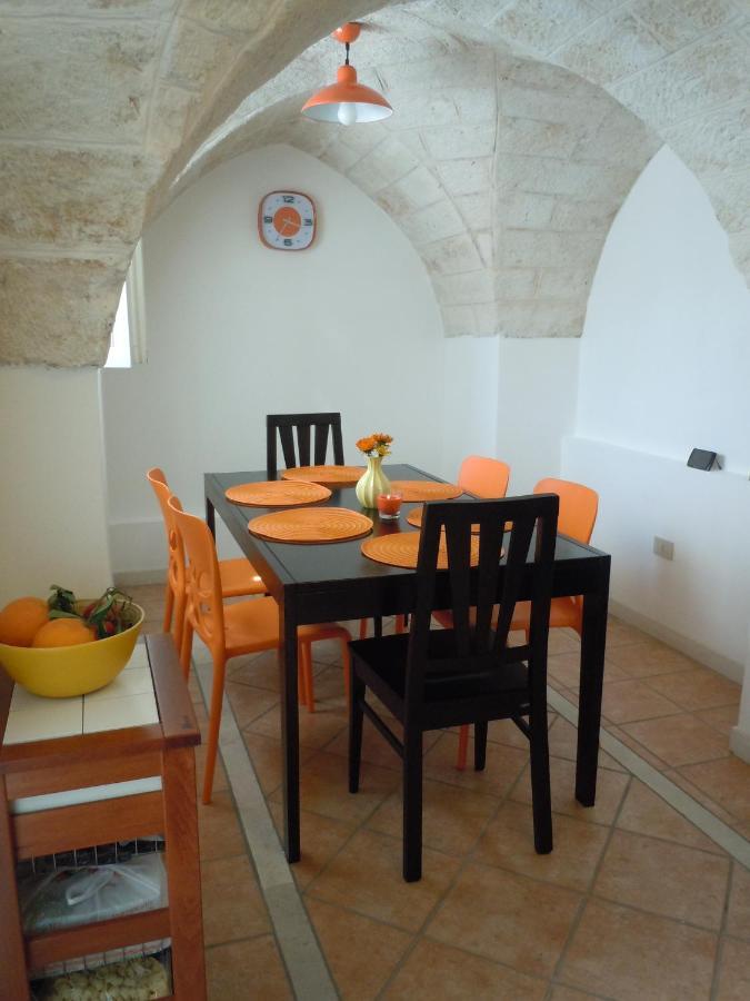 Casa Josephina - Three Level Stone Home With Balcony, 2 Roof Terraces & Sea Views Остуни Экстерьер фото